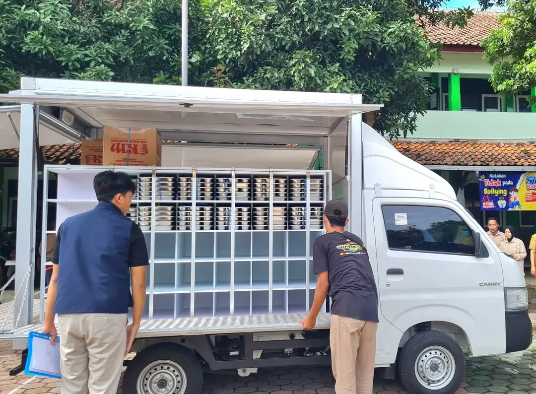 Distribusi Makanan Bergizi Sekolah untuk Anak Sehat